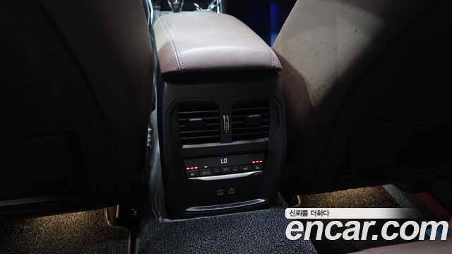 BMW 3-Series 2021 — photo 24