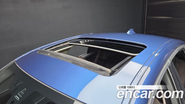 BMW 3-Series 2021 — photo 25