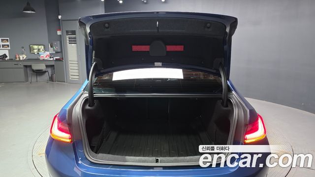 BMW 3-Series 2021 — photo 26