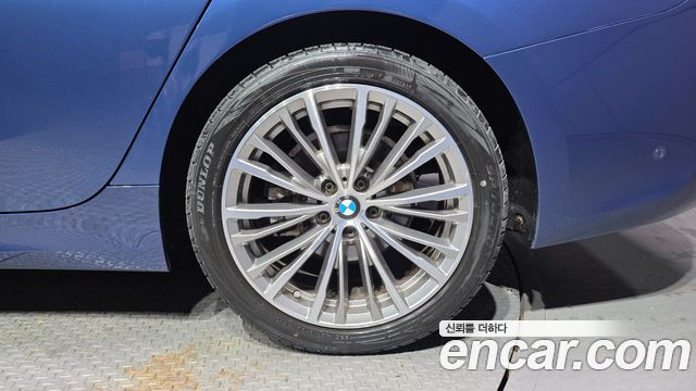 BMW 3-Series 2021 — photo 7