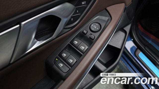 BMW 3-Series 2021 — photo 27