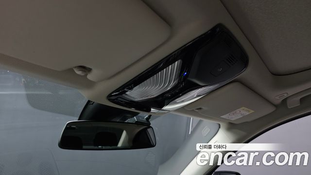 BMW 3-Series 2021 — photo 32