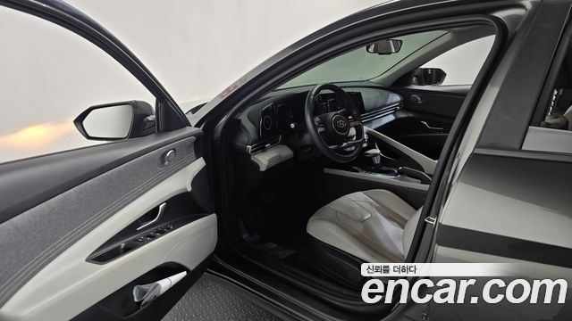 Hyundai AVANTE 2023 — photo 10