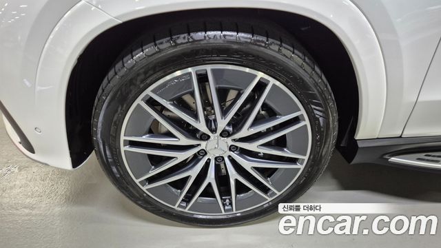 Mercedes-Benz GLE-Class 2025 — photo 5