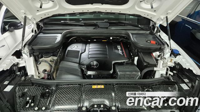 Mercedes-Benz GLE-Class 2025 — photo 6