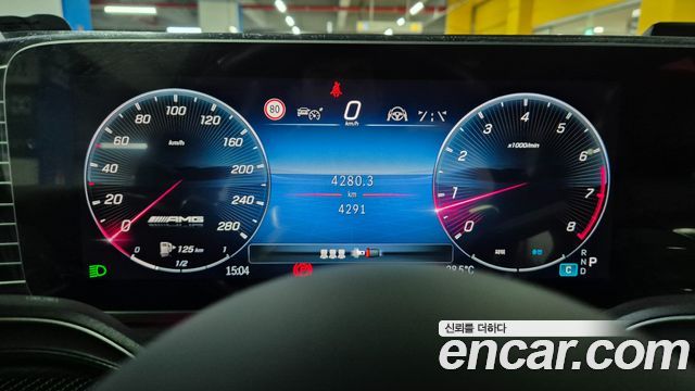 Mercedes-Benz GLE-Class 2025 — photo 8