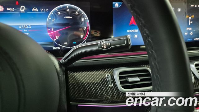 Mercedes-Benz GLE-Class 2025 — photo 9
