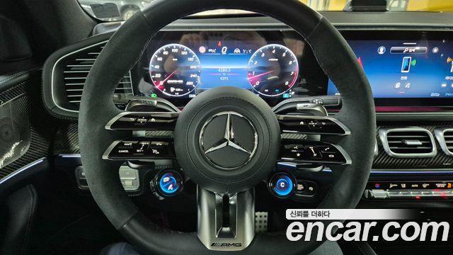 Mercedes-Benz GLE-Class 2025 — photo 14