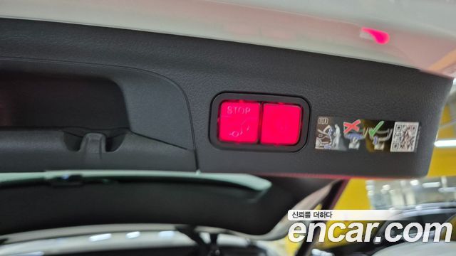 Mercedes-Benz GLE-Class 2025 — photo 15