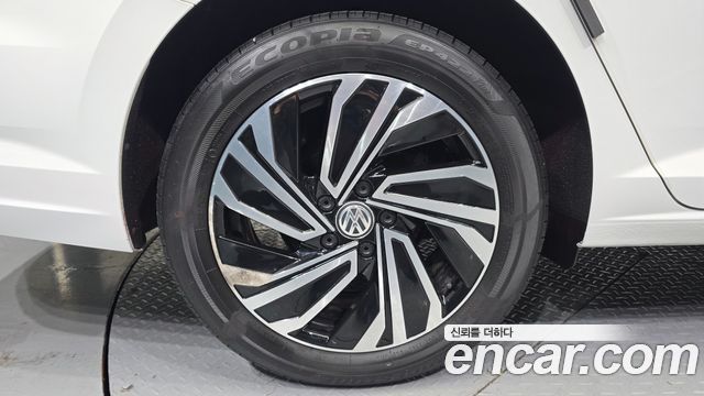 Volkswagen Jetta 2020 — photo 5