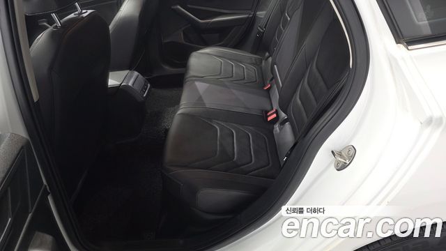 Volkswagen Jetta 2020 — photo 18