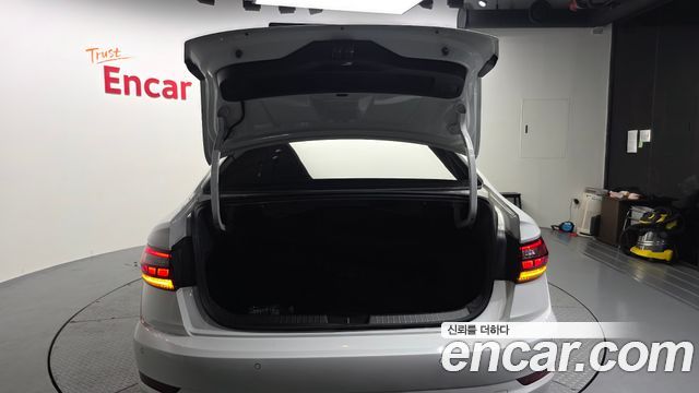 Volkswagen Jetta 2020 — photo 31