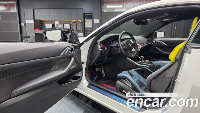 BMW M4 2023 — photo 13