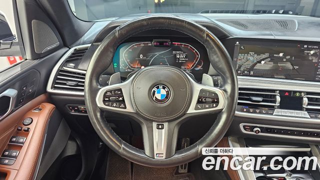 BMW X5 2021 — photo 19