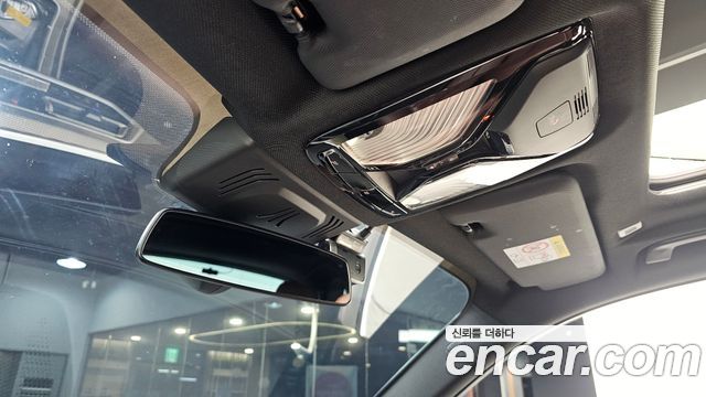 BMW X5 2021 — photo 26