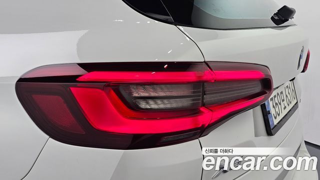 BMW X5 2021 — photo 9