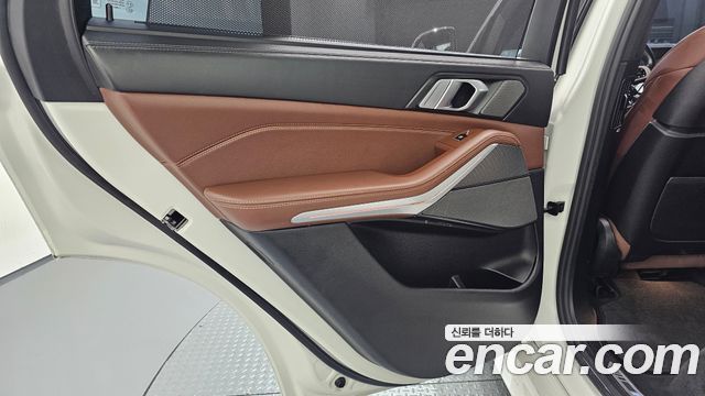 BMW X5 2021 — photo 15
