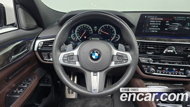 BMW Gran Turismo 2018 — photo 13