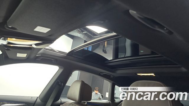 BMW Gran Turismo 2018 — photo 18