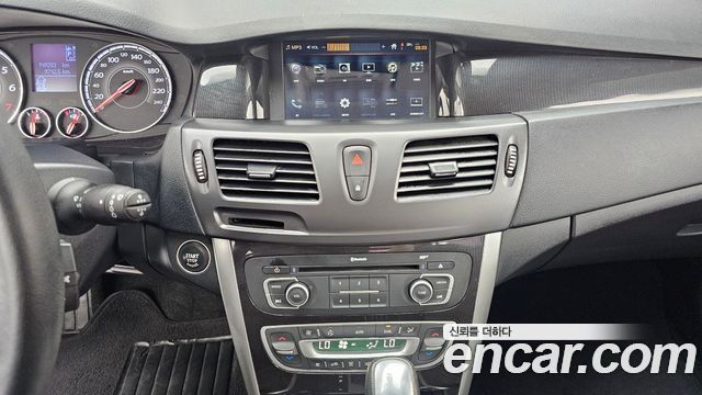 Renault Korea SM5  2016 — photo 14