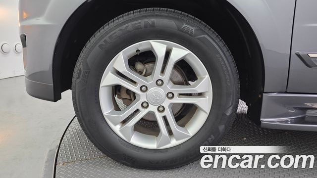 KG Mobility KORANDO 2014 — photo 5