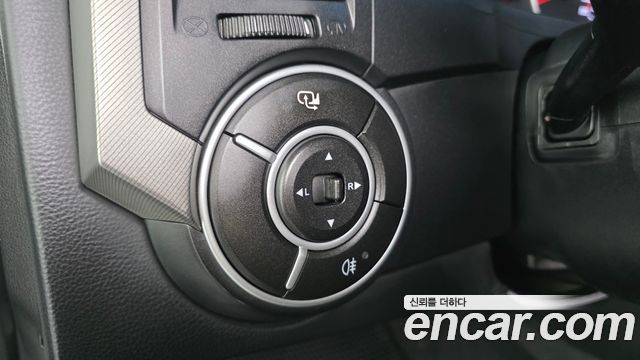 KG Mobility KORANDO 2014 — photo 17