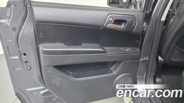 KG Mobility KORANDO 2014 — photo 15