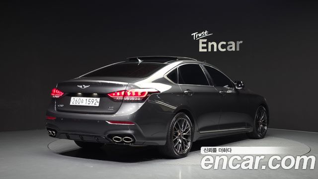 Genesis G80 2017 — photo 2