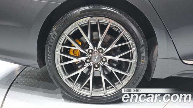 Genesis G80 2017 — photo 5