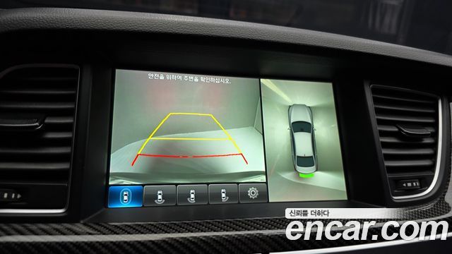 Genesis G80 2017 — photo 14