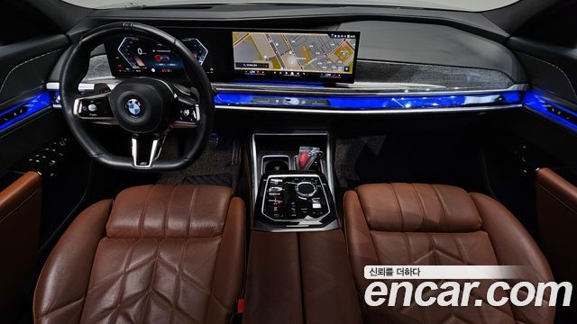 BMW 7-Series 2024 — photo 10