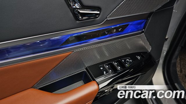 BMW 7-Series 2024 — photo 23