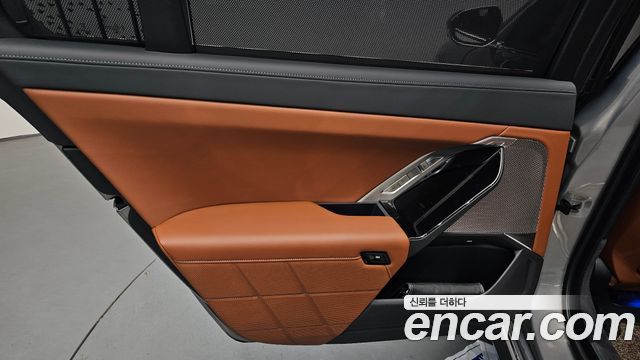 BMW 7-Series 2024 — photo 15