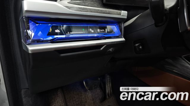 BMW 7-Series 2024 — photo 33