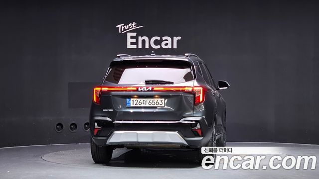 Kia Seltos 2023 — photo 4