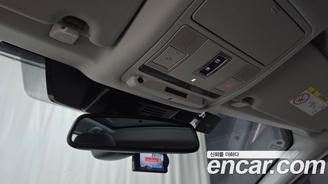 Land Rover Discovery Sport 2018 — photo 25