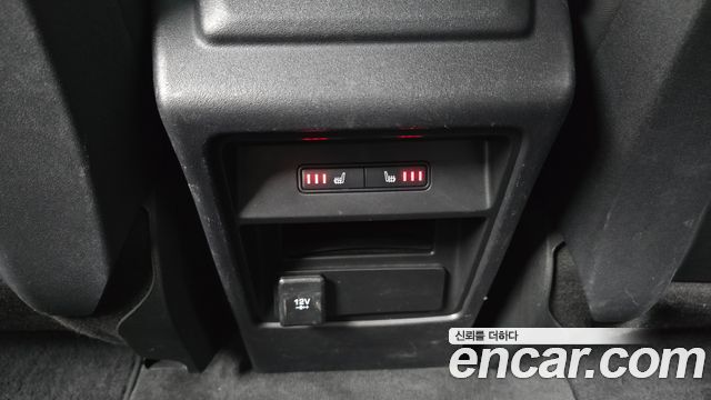 Land Rover Discovery Sport 2018 — photo 26
