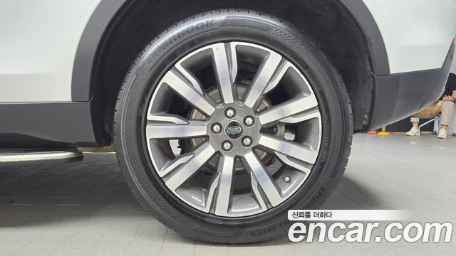 Land Rover Discovery Sport 2018 — photo 7