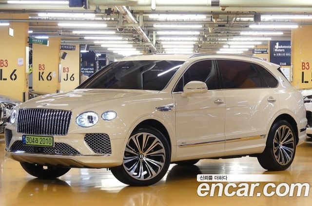 Bentley Bentayga 2024 — photo 1