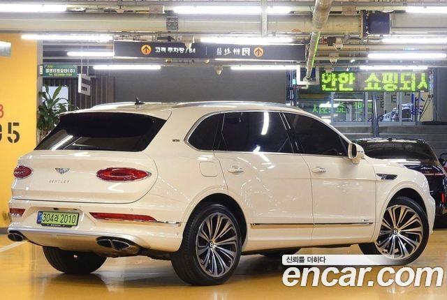 Bentley Bentayga 2024 — photo 2