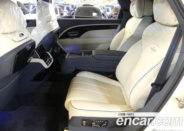 Bentley Bentayga 2024 — photo 15