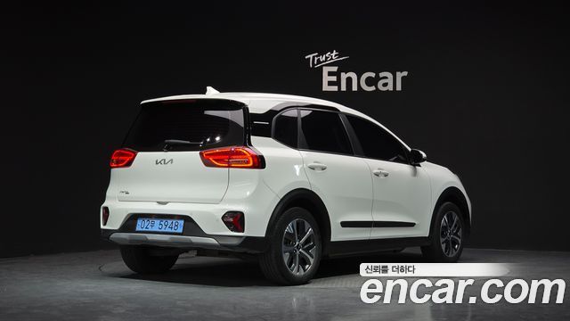 Kia Niro 2024 — photo 2