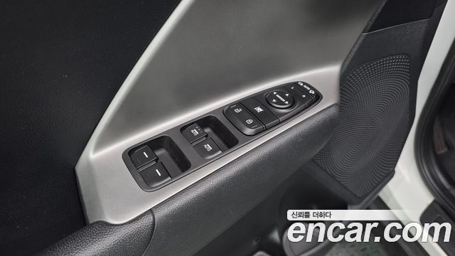Kia Niro 2024 — photo 23