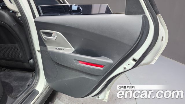 Kia Niro 2024 — photo 15