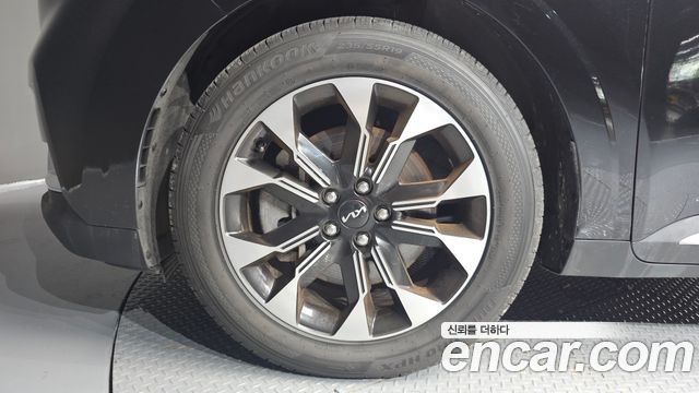 Kia Canival 2023 — photo 5