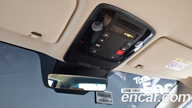 Kia Canival 2023 — photo 12