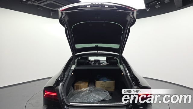 Audi A7 2016 — photo 20