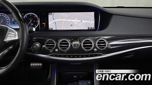 Mercedes-Benz S-Class 2017 — photo 14