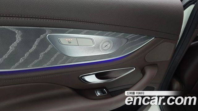 Mercedes-Benz CLS-Class 2021 — photo 27