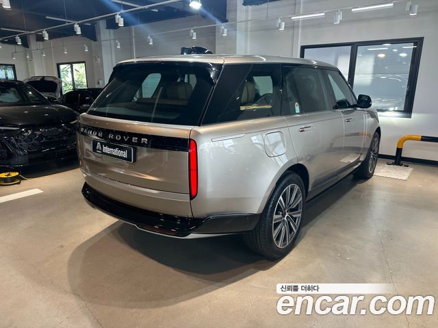 Land Rover Range Rover 2026 — photo 8